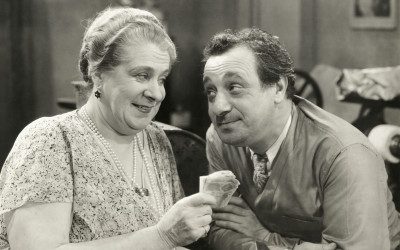 Когда он не платит за все