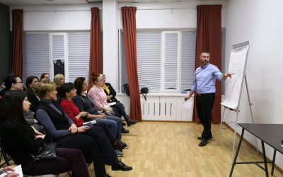 Женщины на тренингах